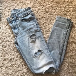 American eagle distressed jeans